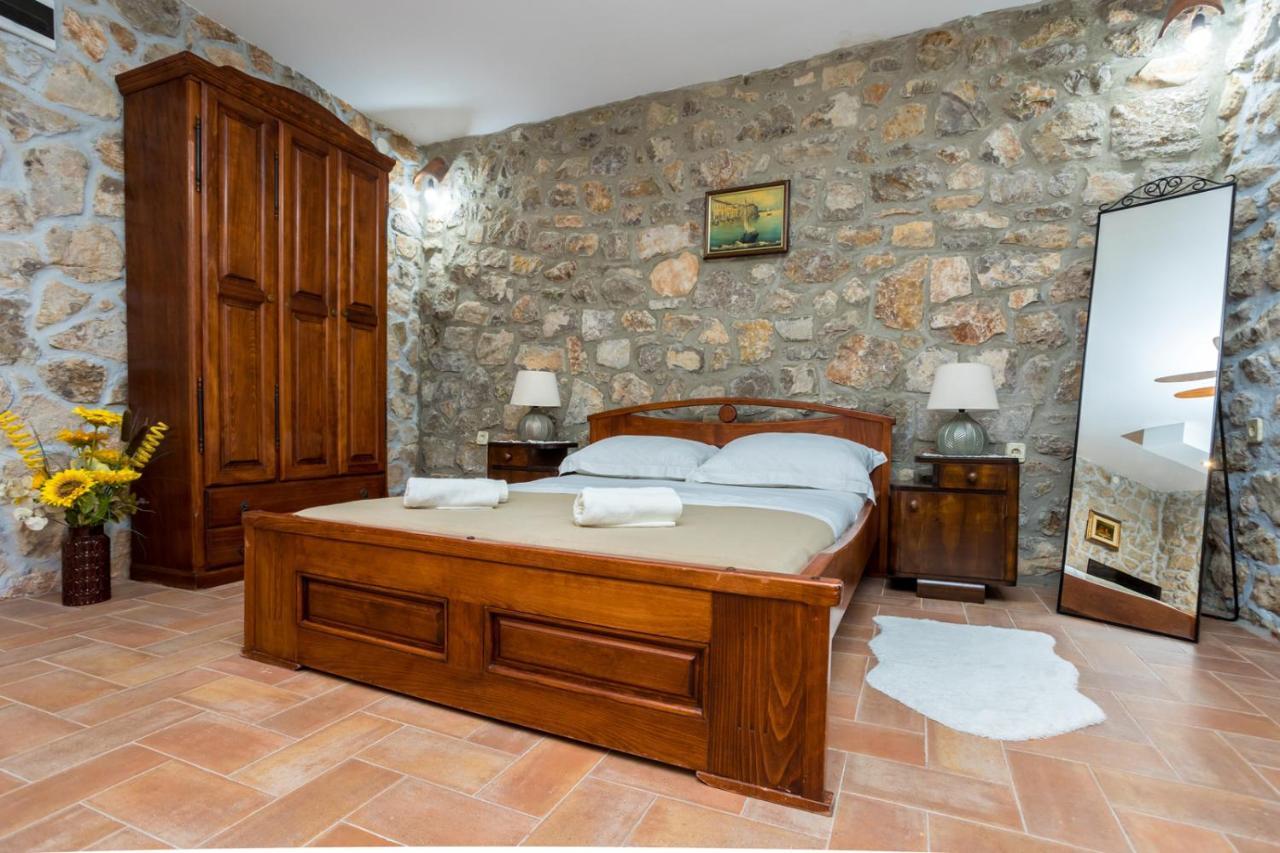 Rustical Nest Krk Old City كرك المظهر الخارجي الصورة