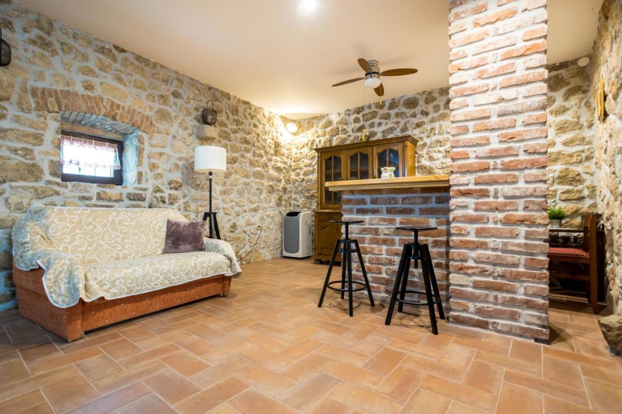 Rustical Nest Krk Old City كرك المظهر الخارجي الصورة